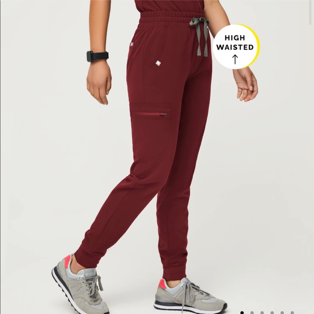 Figs high waisted maroon Zamora jogger pants